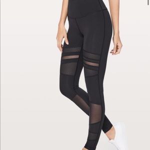 LULULEMON WUNDER UNDER MIX AND MESH LEGGING